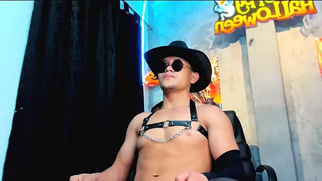 Snapshot of Manuel_FPG chatting on October 28, 2025, 1:20 am Manuel FPG online show from October 28, 2025, 1:20 am