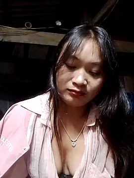 lusy-bae online show from October 28, 2025, 12:41 pm