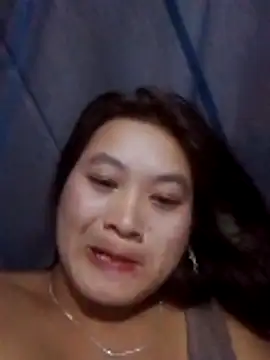 lusy-bae online show from November 9, 2025, 3:21 pm