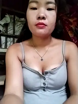 lylylove online show from September 11, 2025, 12:22 am