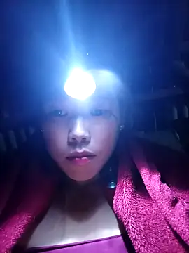 Ngocmi909 online show from November 17, 2025, 1:28 pm