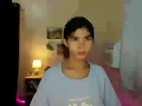 Snapshot of dianne_swift chatting on October 24, 2025, 10:39 pm dianne swift online show from October 24, 2025, 10:39 pm