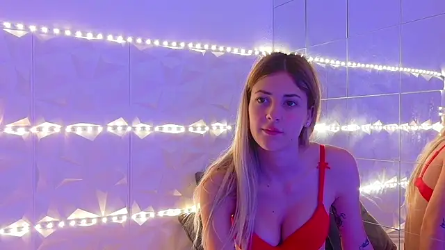 Snapshot of Aishha_ chatting on September 11, 2025, 5:29 am Aishha online show from September 11, 2025, 5:29 am