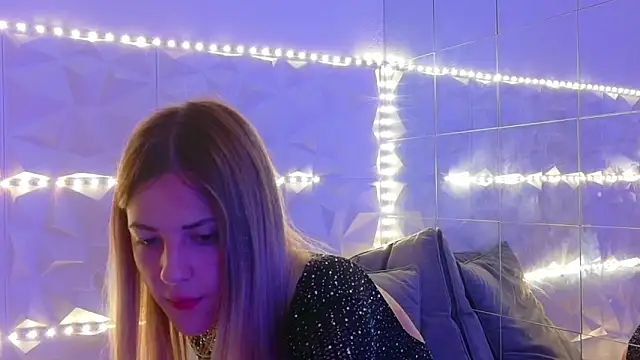 Snapshot of Aishha_ chatting on October 3, 2025, 5:15 am Aishha online show from October 3, 2025, 5:15 am