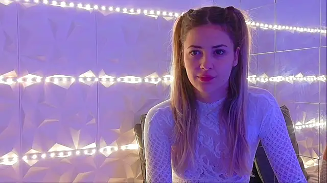 Snapshot of Aishha_ chatting on October 27, 2025, 6:06 am Aishha online show from October 27, 2025, 6:06 am