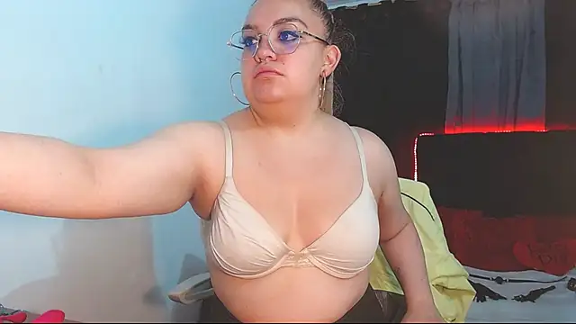 Snapshot of Sasha_TK chatting on September 9, 2025, 5:23 pm Sasha TK online show from September 9, 2025, 5:23 pm