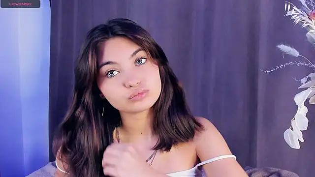 Snapshot of FunnyyMonkeyy chatting on November 25, 2025, 8:14 am FunnyyMonkeyy online show from November 25, 2025, 8:14 am