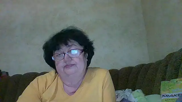 MilaSky5303 online show from November 13, 2025, 4:06 pm