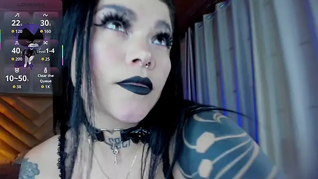 Snapshot of _raven_black chatting on November 7, 2025, 4:07 pm raven black online show from November 7, 2025, 4:07 pm