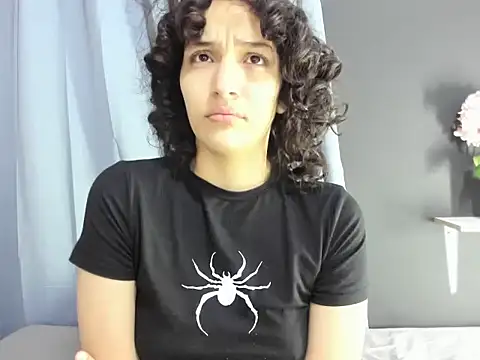 TeensNews18 online show from December 2, 2025, 11:15 am