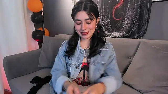 Snapshot of flower_smith_ chatting on October 11, 2025, 12:04 pm flower smith online show from October 11, 2025, 12:04 pm