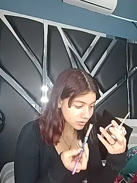 Snapshot of Julieth_brown_ chatting on September 19, 2025, 7:25 pm Julieth brown online show from September 19, 2025, 7:25 pm