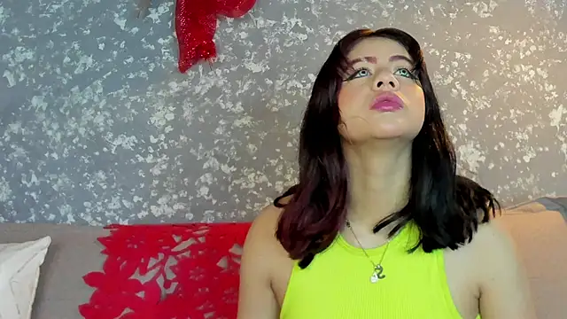 Snapshot of Julieth_brown_ chatting on November 23, 2025, 12:27 pm Julieth brown online show from November 23, 2025, 12:27 pm