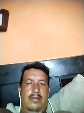 Snapshot of colombiano198720 chatting on September 24, 2025, 1:09 am colombiano198720 online show from September 24, 2025, 1:09 am