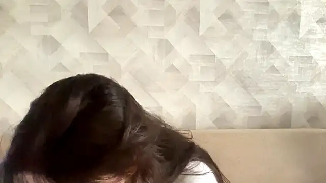 Snapshot of CarylWeatherholtz chatting on November 3, 2025, 10:49 am CarylWeatherholtz online show from November 3, 2025, 10:49 am