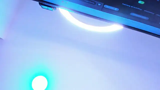 Dulceemia  online show from November 5, 2025, 7:25 pm