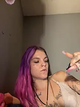 Snapshot of ittybittymeryssa chatting on November 6, 2025, 1:56 pm ittybittymeryssa online show from November 6, 2025, 1:56 pm