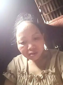  YooY  online show from September 23, 2025, 12:02 am