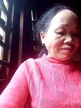  YooY  online show from October 21, 2025, 1:06 am