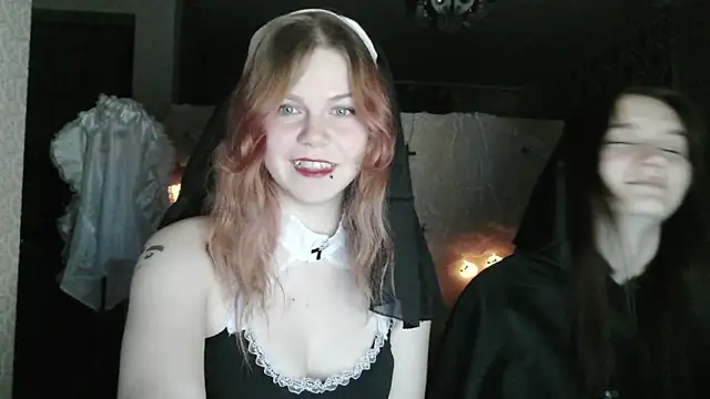 Snapshot of Poppy_sun chatting on October 30, 2025, 8:53 pm Poppy sun online show from October 30, 2025, 8:53 pm