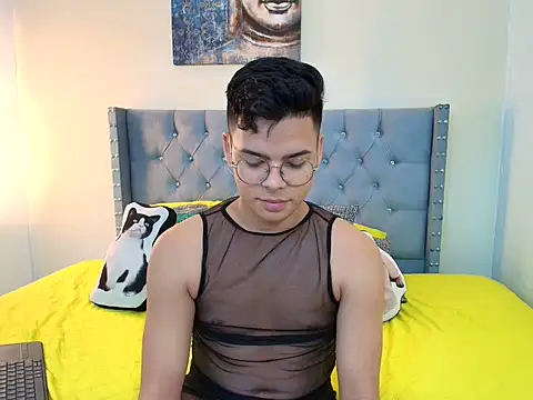 stewart mateo  online show from November 30, 2025, 9:19 pm