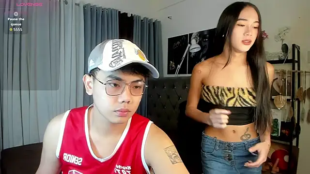 urfantasyhotbaby online show from September 22, 2025, 5:04 pm