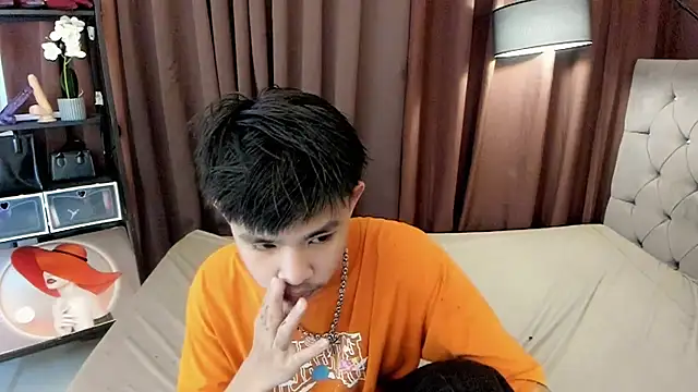 urfantasyhotbaby online show from November 27, 2025, 5:37 pm