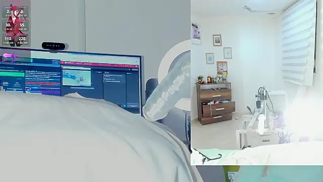 Snapshot of Rosy_Emely chatting on November 11, 2025, 9:20 am Rosy Emely online show from November 11, 2025, 9:20 am