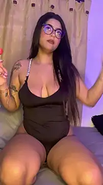 Snapshot of caritobeachdh chatting on November 6, 2025, 5:19 am caritobeachdh online show from November 6, 2025, 5:19 am