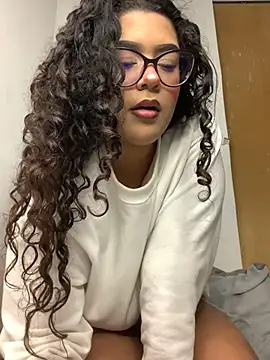 Snapshot of caritobeachdh chatting on November 21, 2025, 6:01 am caritobeachdh online show from November 21, 2025, 6:01 am