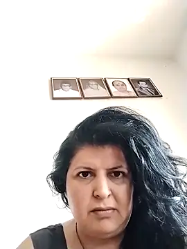 Snapshot of Jann_Riya333 chatting on October 29, 2025, 4:04 am Jann Riya333 online show from October 29, 2025, 4:04 am