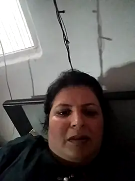 Snapshot of Jann_Riya333 chatting on November 27, 2025, 8:38 am Jann Riya333 online show from November 27, 2025, 8:38 am