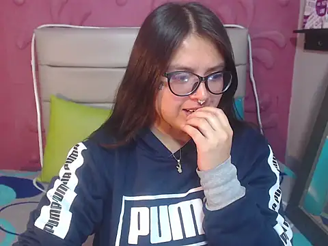 Cailing Zu online show from September 30, 2025, 7:08 pm