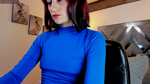 Snapshot of Candy_Hott7 chatting on October 6, 2025, 8:17 pm Candy Hott7 online show from October 6, 2025, 8:17 pm