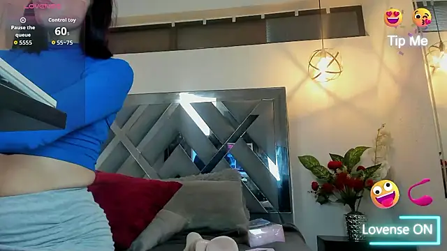 Snapshot of Candy_Hott7 chatting on October 24, 2025, 8:16 pm Candy Hott7 online show from October 24, 2025, 8:16 pm