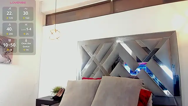 Snapshot of Candy_Hott7 chatting on November 13, 2025, 8:30 pm Candy Hott7 online show from November 13, 2025, 8:30 pm