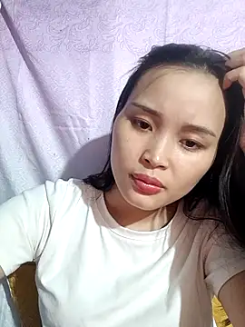 Lili lovely online show from November 1, 2025, 3:14 pm