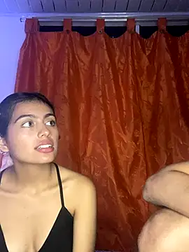 Snapshot of Nezuko-uWux chatting on October 12, 2025, 7:07 am Nezuko-uWux online show from October 12, 2025, 7:07 am