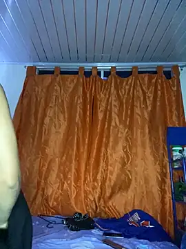 Snapshot of Nezuko-uWux chatting on October 18, 2025, 6:05 am Nezuko-uWux online show from October 18, 2025, 6:05 am