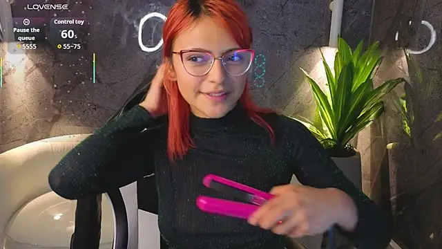 Mary Luxx TP online show from September 17, 2025, 3:19 am