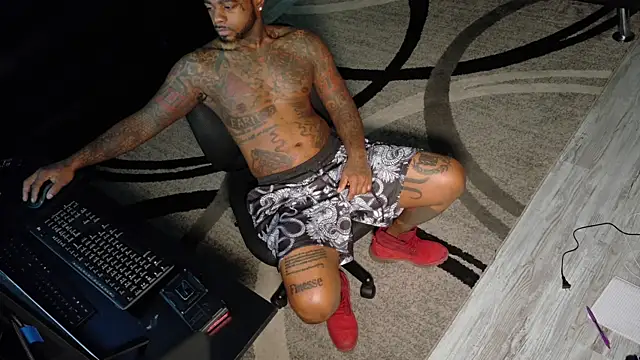 Snapshot of SLANGONDEMHOES chatting on September 14, 2025, 12:15 pm SLANGONDEMHOES online show from September 14, 2025, 12:15 pm