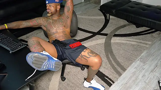 Snapshot of SLANGONDEMHOES chatting on September 17, 2025, 2:46 am SLANGONDEMHOES online show from September 17, 2025, 2:46 am