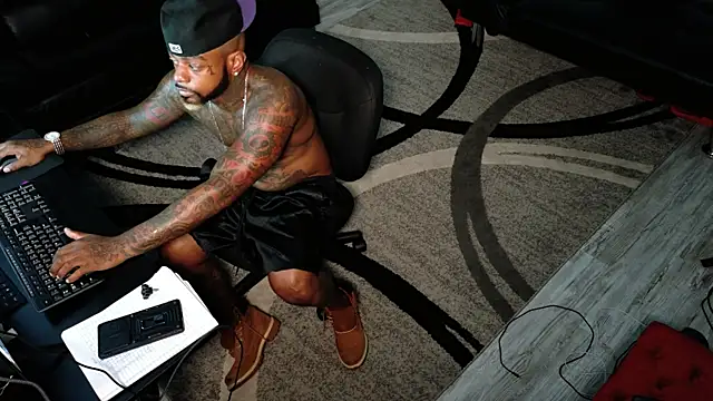 Snapshot of SLANGONDEMHOES chatting on October 2, 2025, 2:35 pm SLANGONDEMHOES online show from October 2, 2025, 2:35 pm