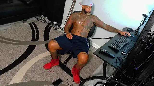 Snapshot of SLANGONDEMHOES chatting on November 7, 2025, 3:01 pm SLANGONDEMHOES online show from November 7, 2025, 3:01 pm