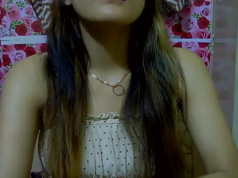Snapshot of Amira90 chatting on September 14, 2025, 3:00 pm Amira90 online show from September 14, 2025, 3:00 pm