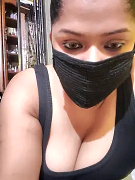 Snapshot of Hottie_couple69 chatting on October 11, 2025, 6:28 pm Hottie couple69 online show from October 11, 2025, 6:28 pm