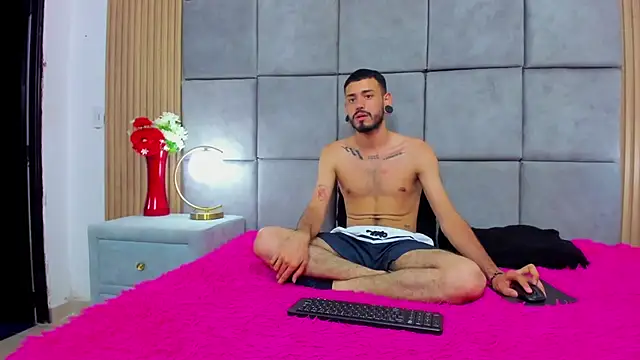 rolo martinez online show from September 22, 2025, 8:11 pm