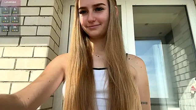 Snapshot of SweetJinny88 chatting on October 8, 2025, 7:50 am SweetJinny88 online show from October 8, 2025, 7:50 am