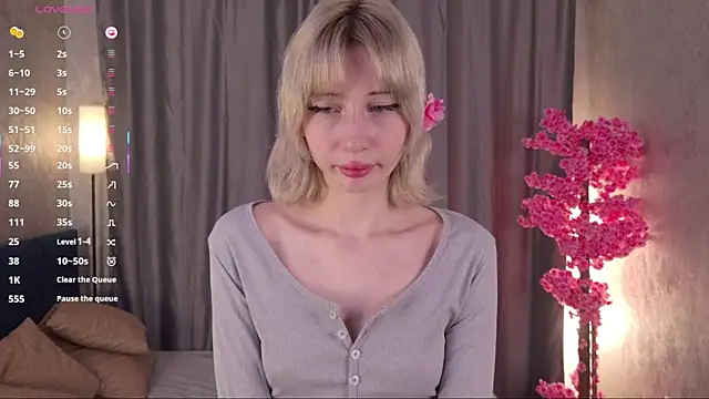 Snapshot of pinky_p1e chatting on September 20, 2025, 9:16 pm pinky p1e online show from September 20, 2025, 9:16 pm