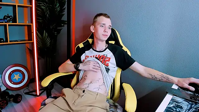 Snapshot of TimBlaks chatting on September 14, 2025, 8:52 pm TimBlaks online show from September 14, 2025, 8:52 pm